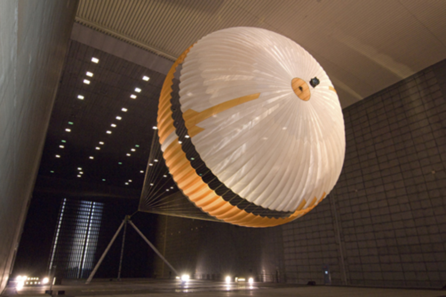 Wind tunnel